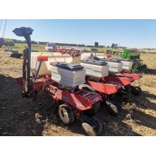 4 Row Massey Ferguson 543 Planter